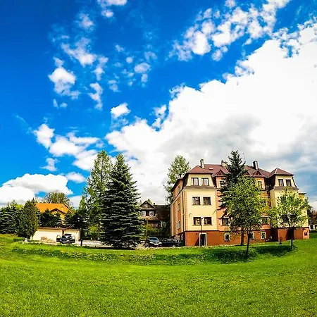 Tatil parkı Royal Kompleks *